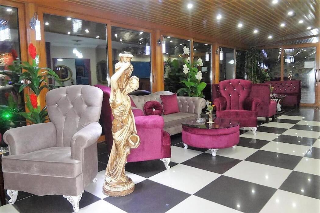 Linda Butik Otel Guemuelduer Izmir Exterior foto